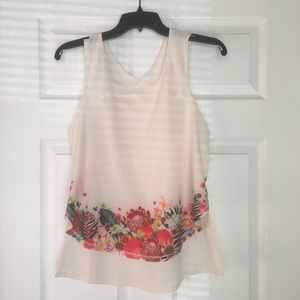 Lululemon Flower Top size 6